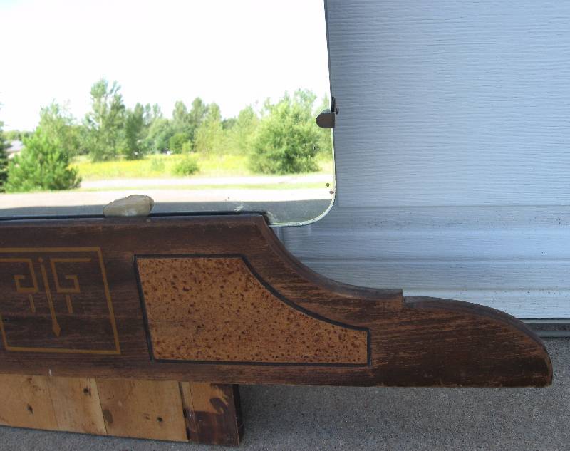 lot 005 image: Vintage (Mountable) Dresser Mirror