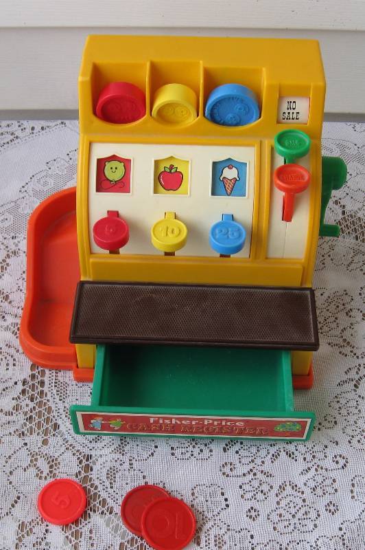 lot 044 image: Vintage Toy Lot
