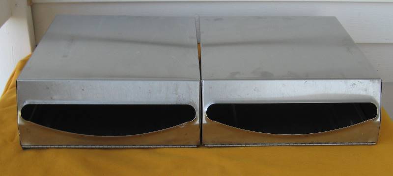 lot 053 image: (2) Stainless Towel Dispensers