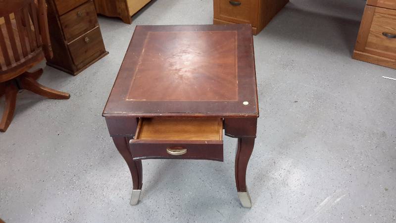 Dark wood coffeeend table