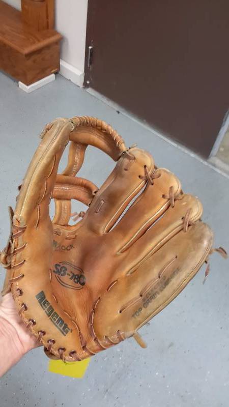 Regent softball glove