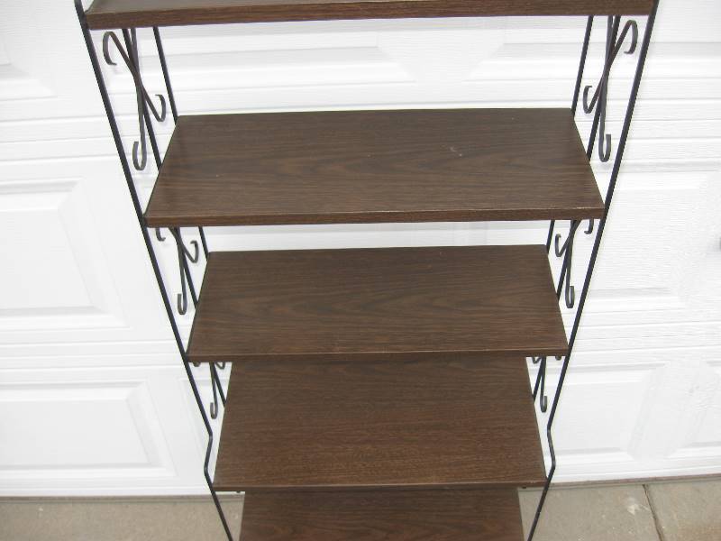 lot 026 image: Vintage, Decorative, Metal Shelving Unit