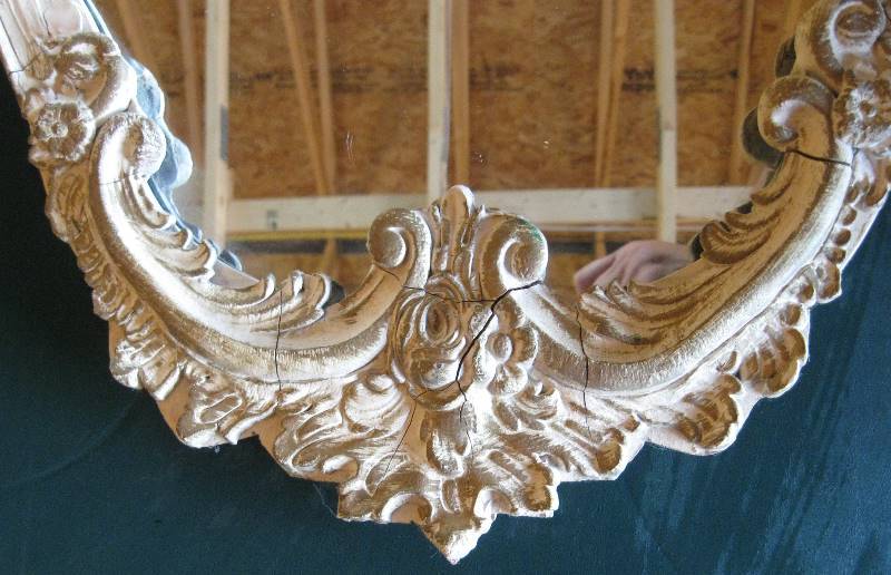 lot 013 image: Antique, Ornate Gesso Mirror