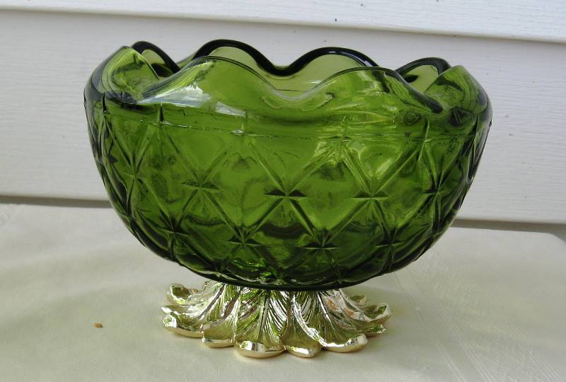 lot 054 image: Retro Green Glass Lot with Matching Teapot