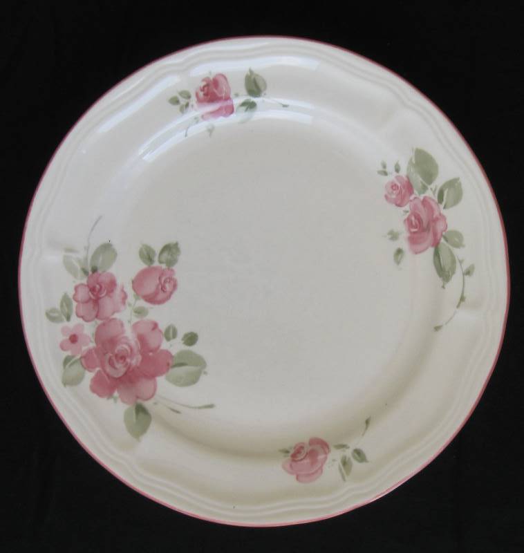 lot 057 image: Gibson Everyday China Dinnerware with Rose Pattern