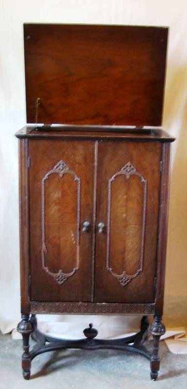 lot 002 image: Antique Music Cabinet  Cupboard