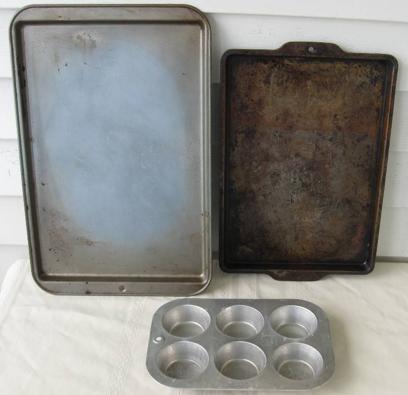 lot 078 image: Baking Pans