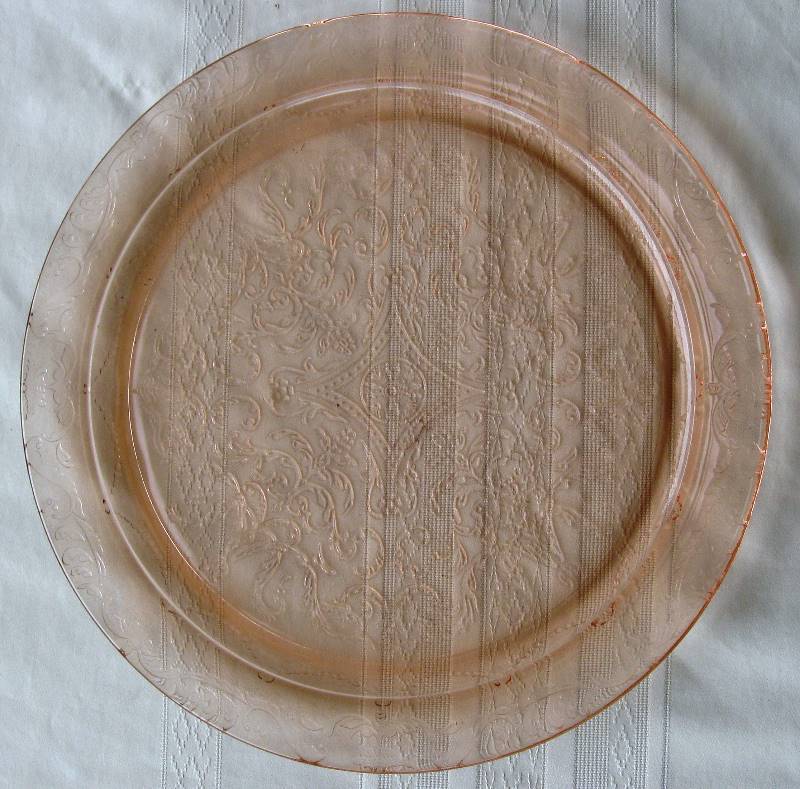 lot 083 image: Pink Depression Glass