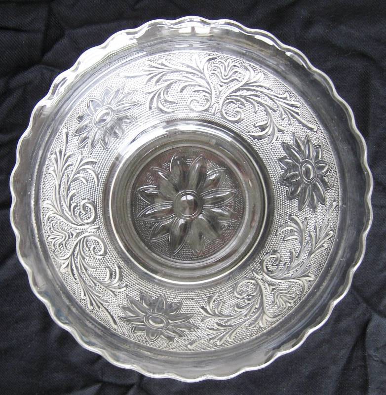 lot 136 image: Sandwich Glass