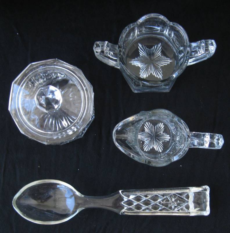 lot 165 image: Fancy Glass Creamer, Sugar and Lidded Condiment Dish  Spoon