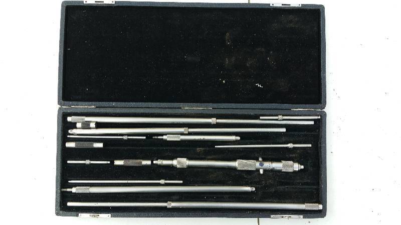 lot 10 image: Starrett Depth Micrometer