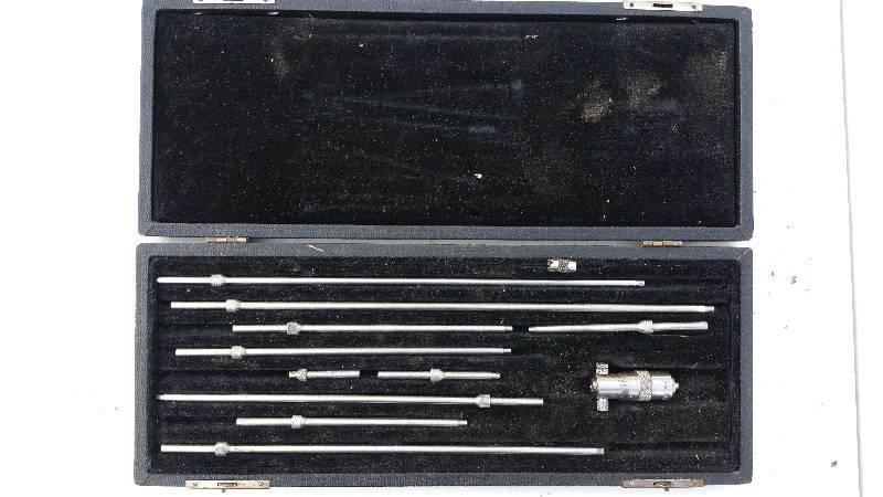 lot 11 image: Starrett Depth Micrometer
