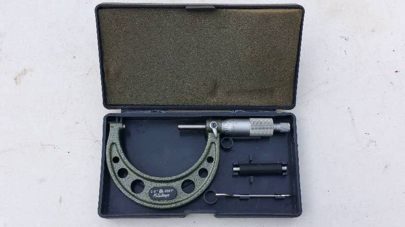 lot 13 image: Mitutoyo 102-217 2-3 Carbide Faced Micrometer