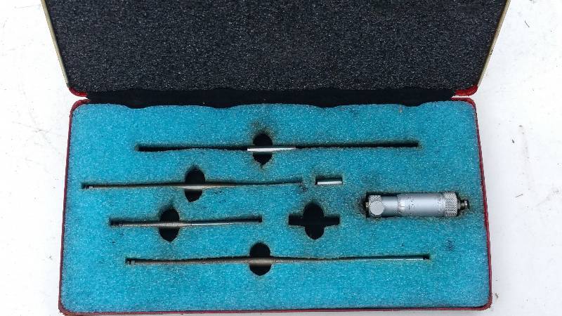 lot 15 image: Central Tool Company Depth Micrometer