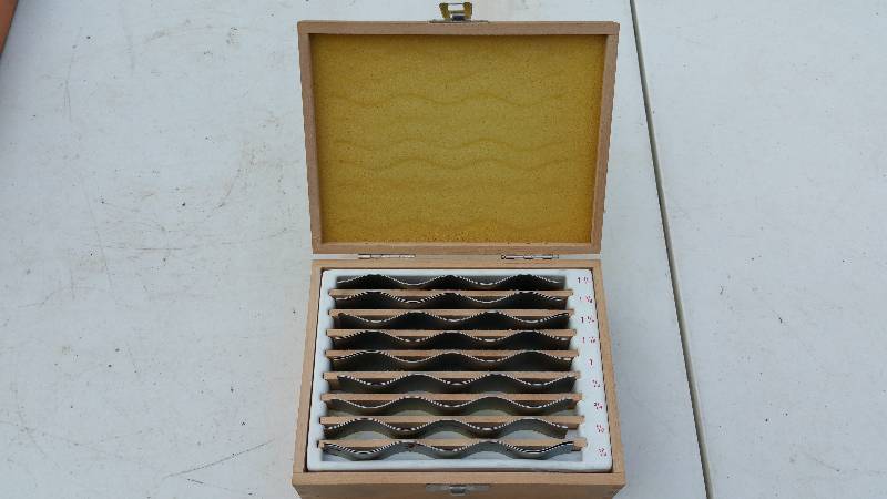 lot 18 image: SPI 98-430-2 Wavy Parallel Set 12 - 1 12 Set