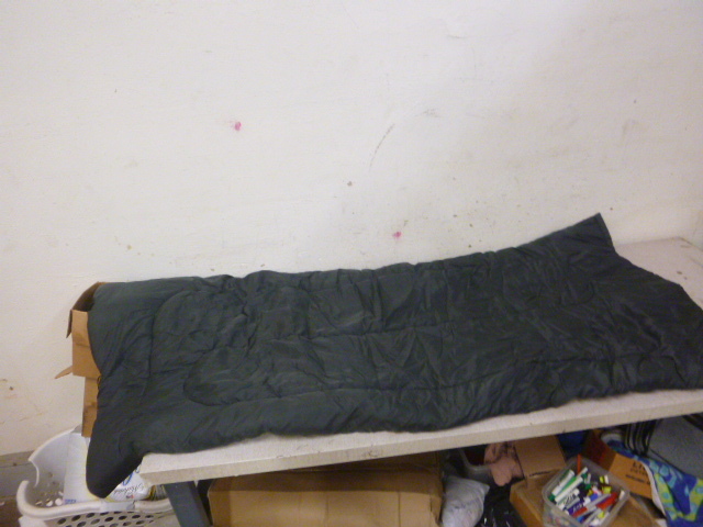 lot 61 image: Sleeping Bag