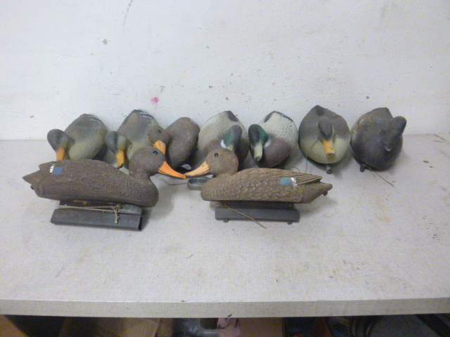 lot 69 image: 9 Duck Decoys