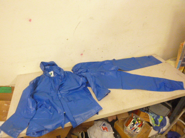 lot 91 image: Academy Broadway Rain Suit