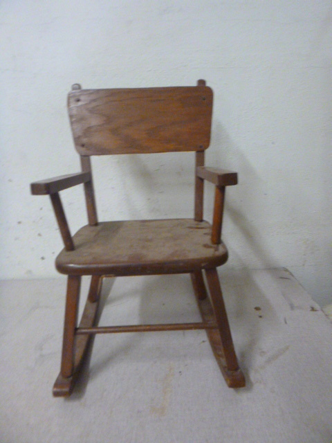 lot 96 image: Childs Rocking Chair