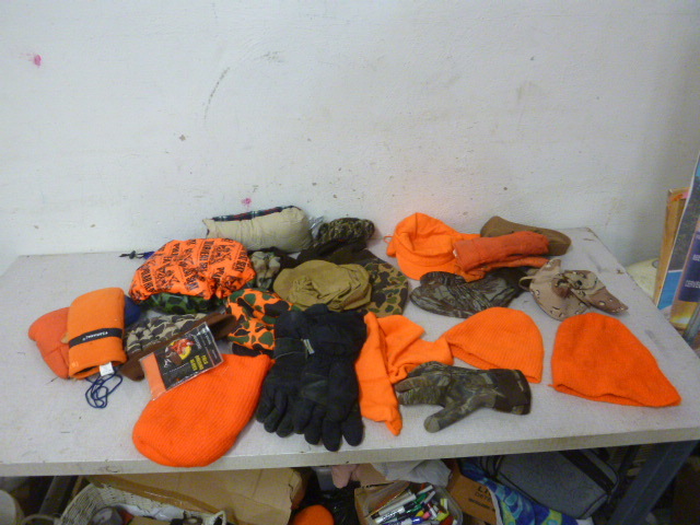 lot 159 image: Miscellaneous Hunting Items