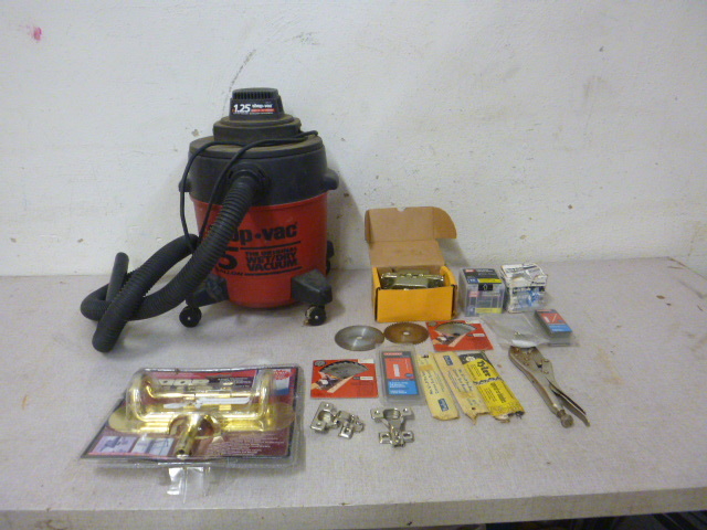 lot 171 image: Miscellaneous Garage Items