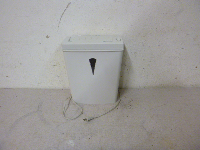 lot 176 image: Royal 8 Sheet Paper Shredder