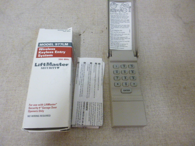 lot 194 image: Liftmaster Wireless Keyless Entry System