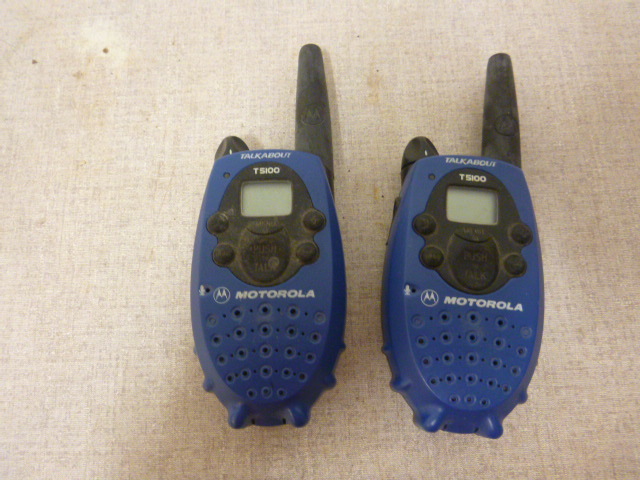 lot 217 image: 2 Motorola Talkabout T5100 2-Way Radios