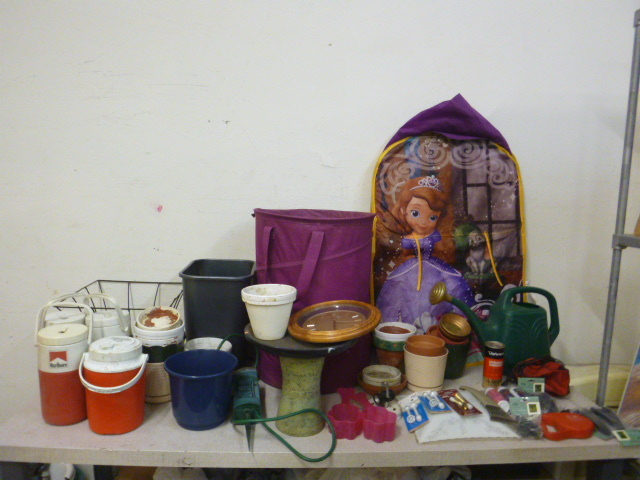 lot 252 image: Miscellaneous Items