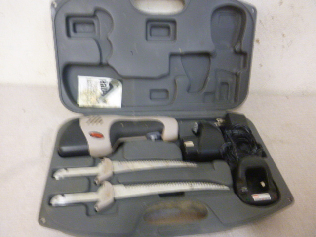 lot 267 image: Rapala Rechargeable Cordless Electric Filet Knife