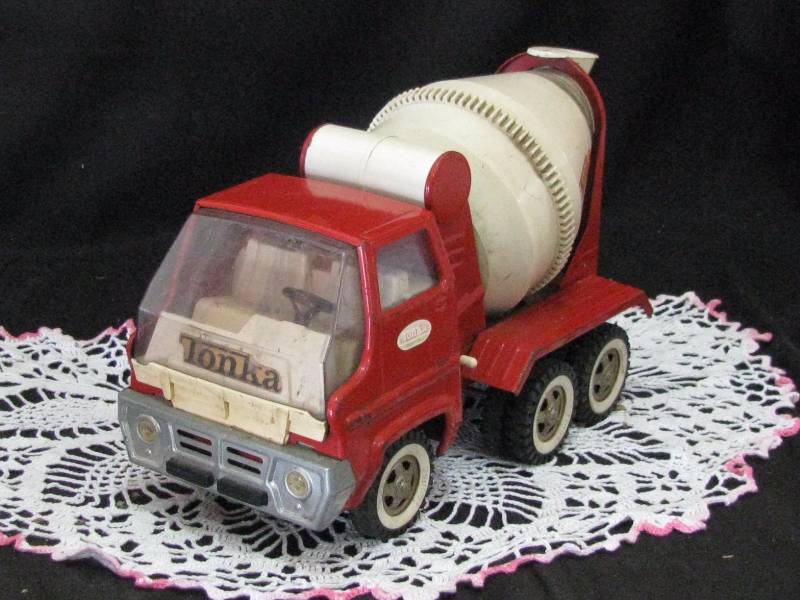 Tonka Toy Ready Mix Truck