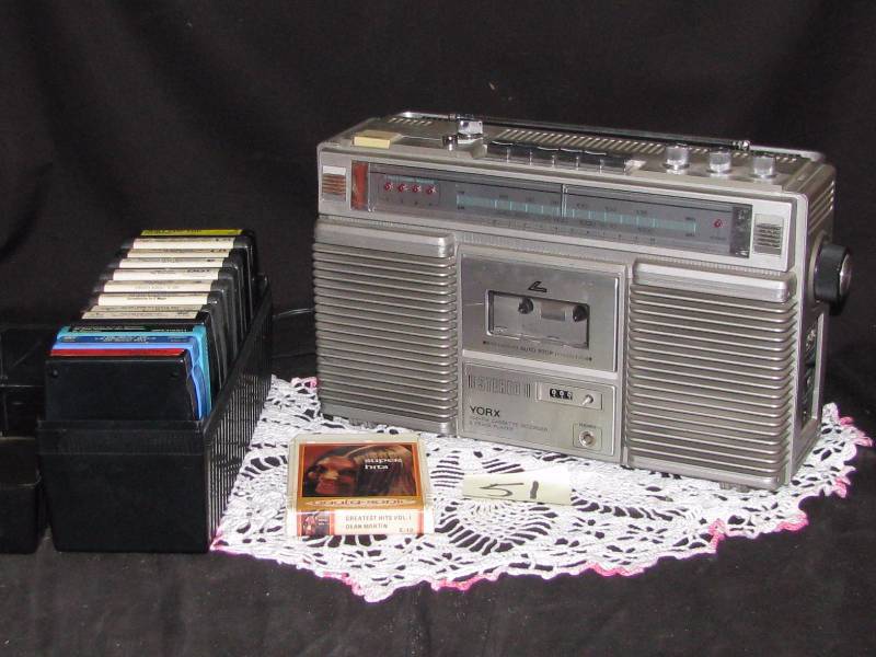 Vintage Yorx 8-track radio