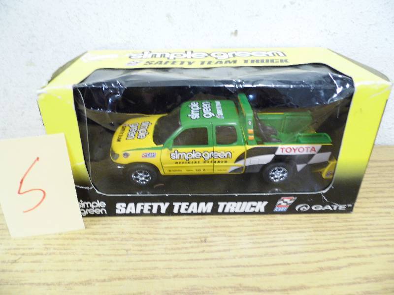 Simple Green Truck