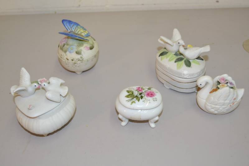 Trinket boxes