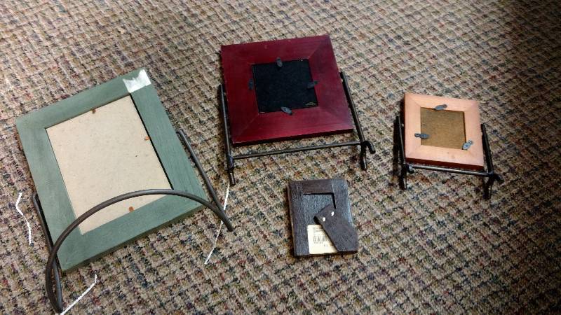 lot 36 image: Picture Frames