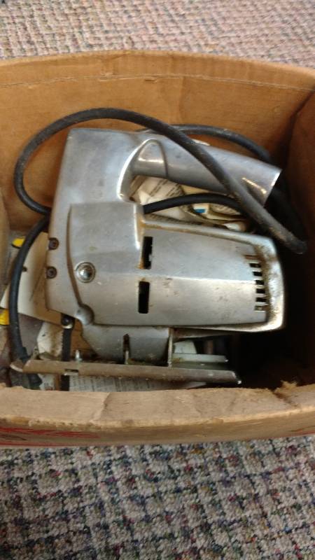 lot 49 image: Jig Saw