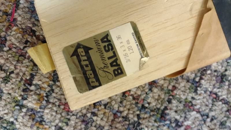 lot 52 image: Craft Lot