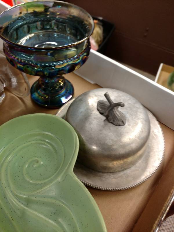 lot 123 image: Vintage Lot