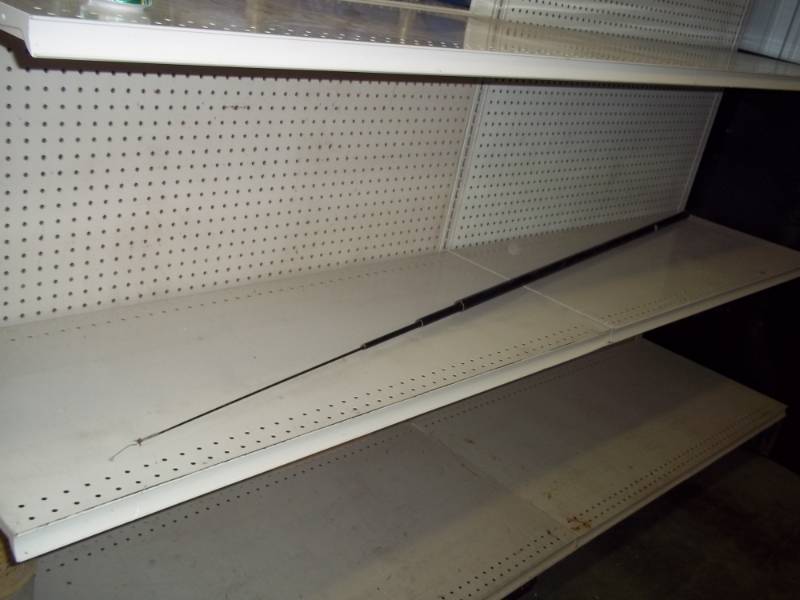 lot 3 image: 4 piece extendable fishing pole