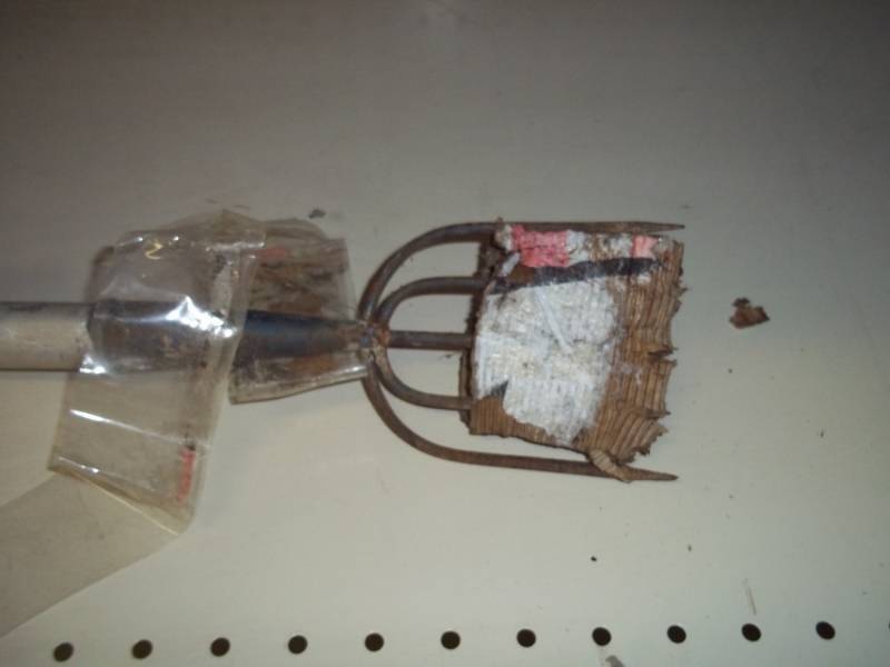 lot 7 image: Fishing Spear