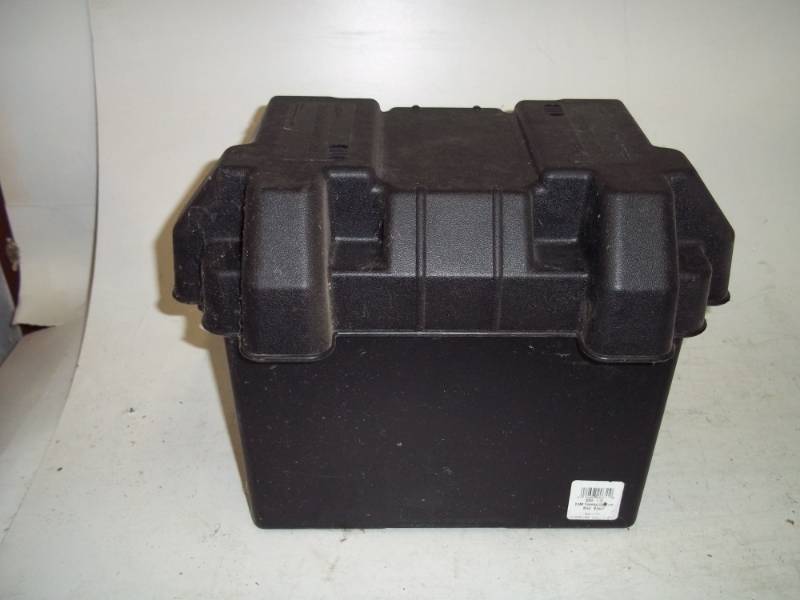 lot 40 image: Battery Box
