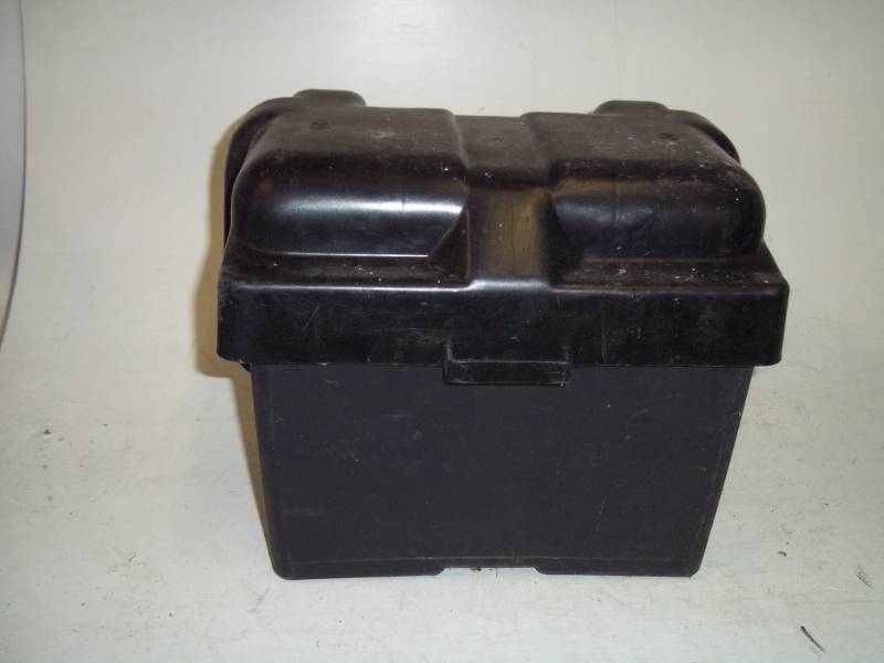 lot 41 image: Battery Box