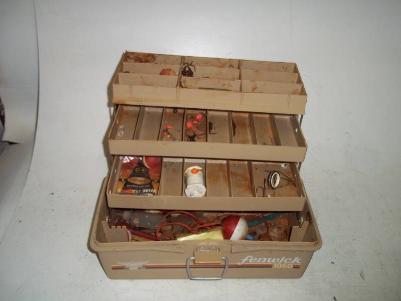 lot 43 image: Tackle Box with Tackle