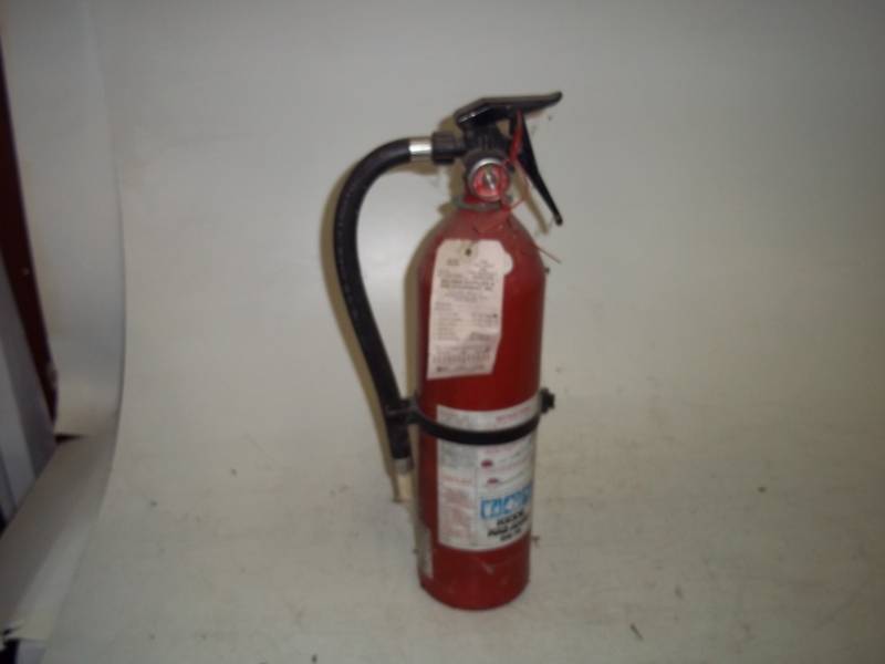 lot 82 image: Fire Extinguisher