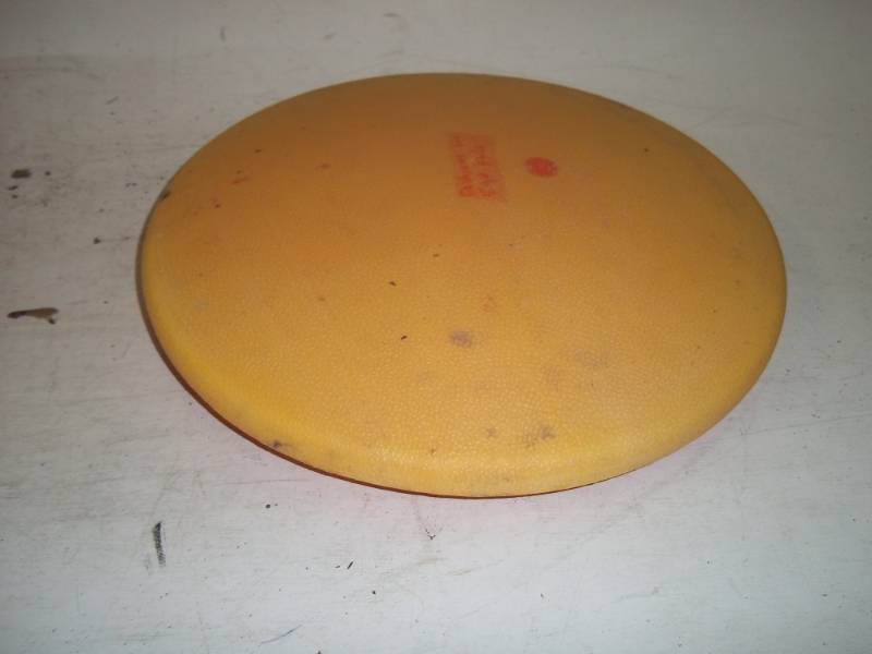 lot 85 image: 5 Gallon Pail seat