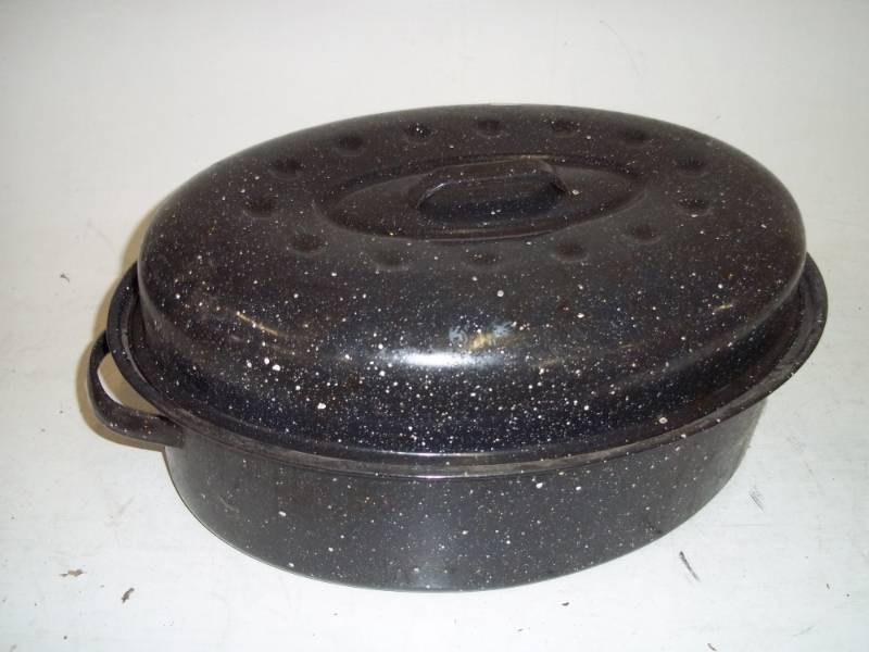 lot 89 image: Roaster Pan