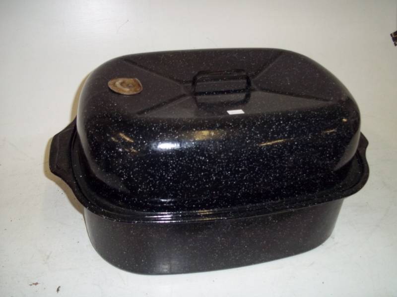 lot 90 image: Roaster Pan