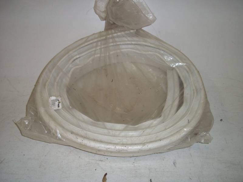 lot 91 image: New Dock Bumper