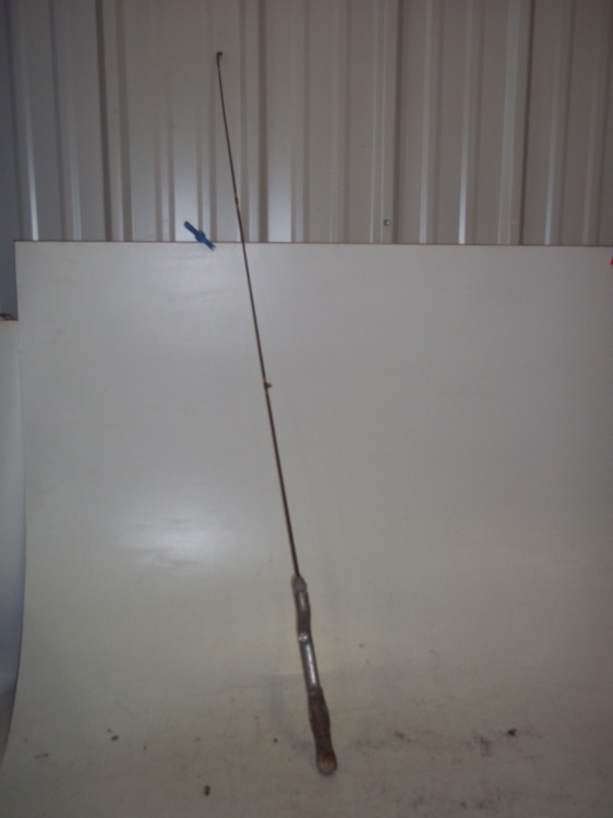 lot 107 image: Vintage steel fishing pole 44 long