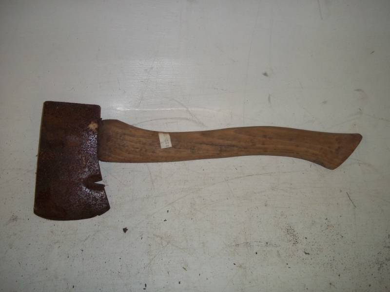 lot 110 image: Vintage Boy Scout Hatchet